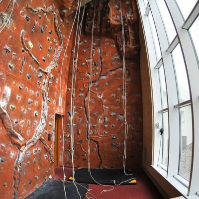 Ścianka wspinaczkowa_DOATKOWE ATRAKCJE